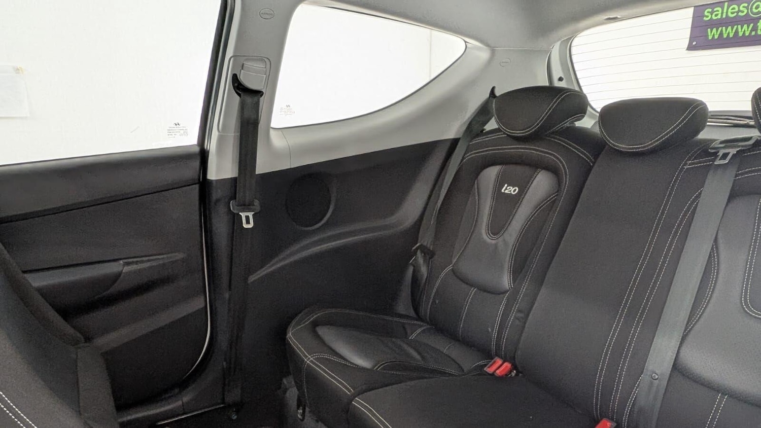 Used Hyundai i20 2011 for sale - 77278898: Photo 32