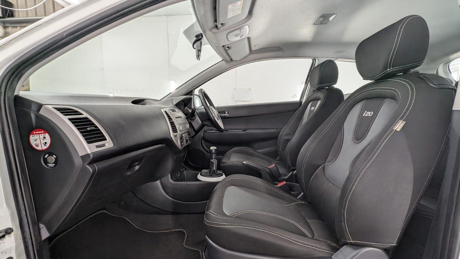 Used Hyundai i20 2011 for sale - 77278898: Photo 70