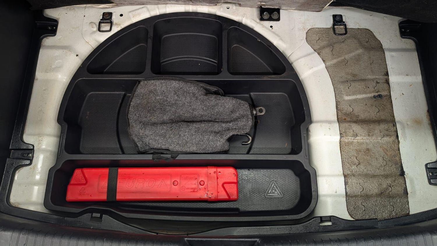 Used Hyundai i20 2011 for sale - 77278898: Photo 85