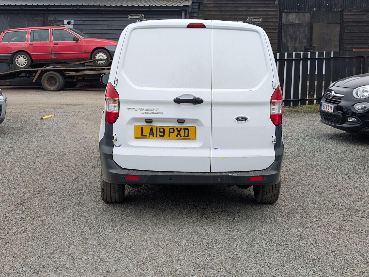 Used Ford Transit Courier 2019 for sale - 77783817: Photo 2