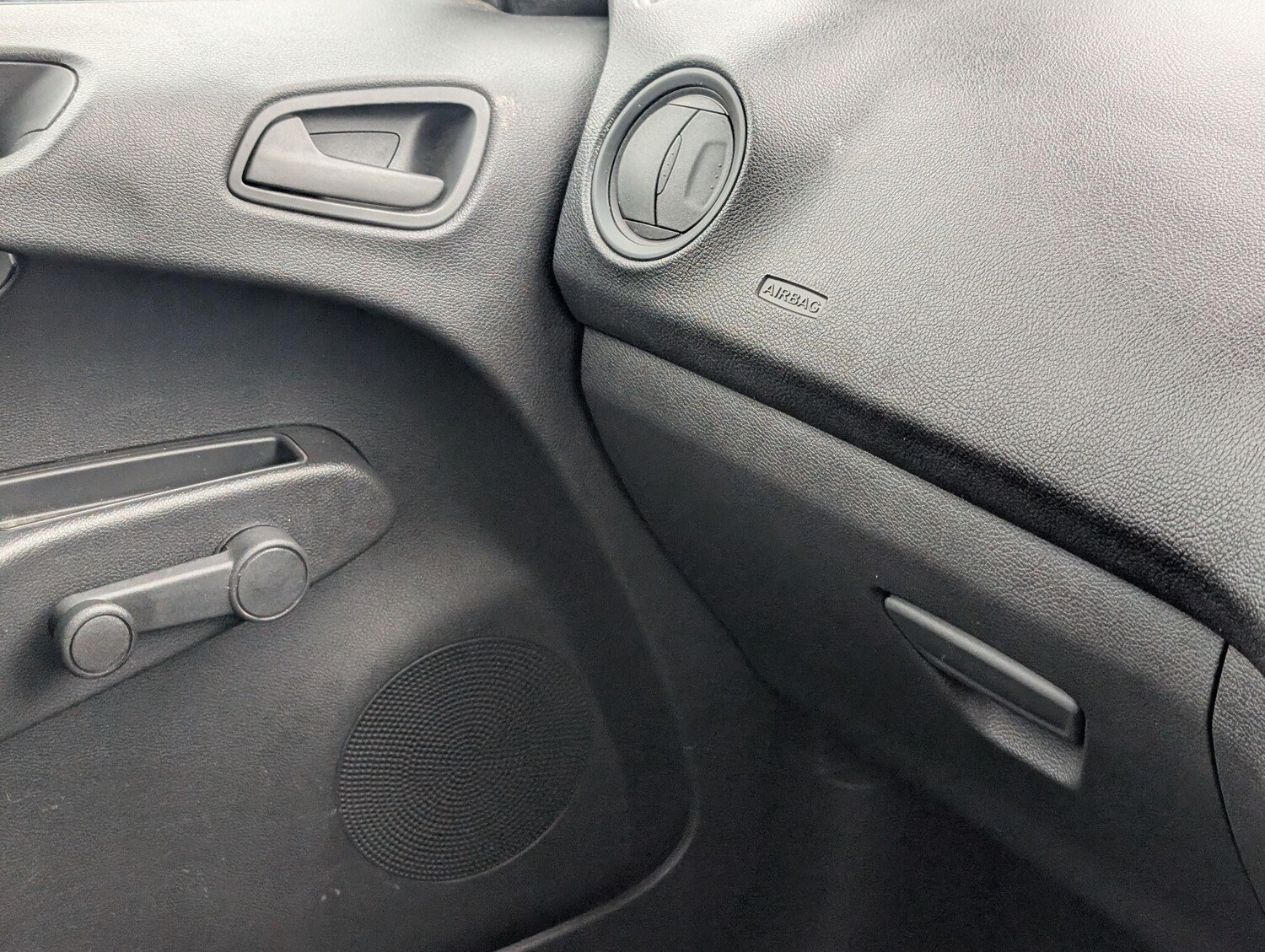 Used Ford Transit Courier 2019 for sale - 77783817: Photo 21