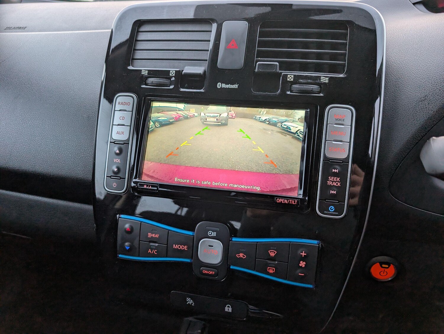 Used Nissan Leaf 2017 for sale - 77468975: Photo 35