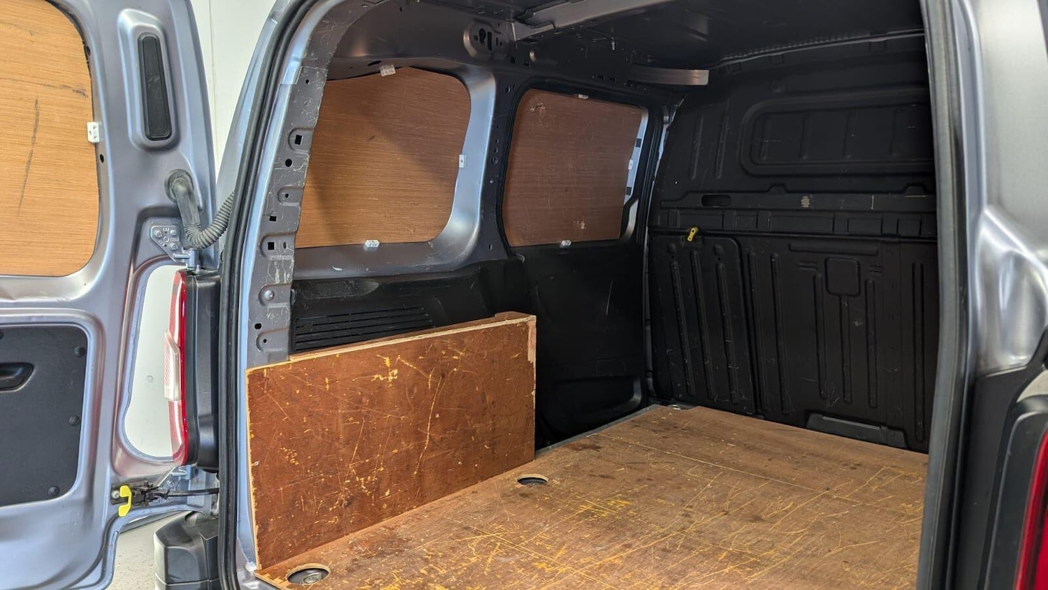 Used Citroen Berlingo 2020 for sale - 76935941: Photo 77