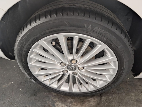 Used Vauxhall Astra 2017 for sale - 76094519: Photo 77