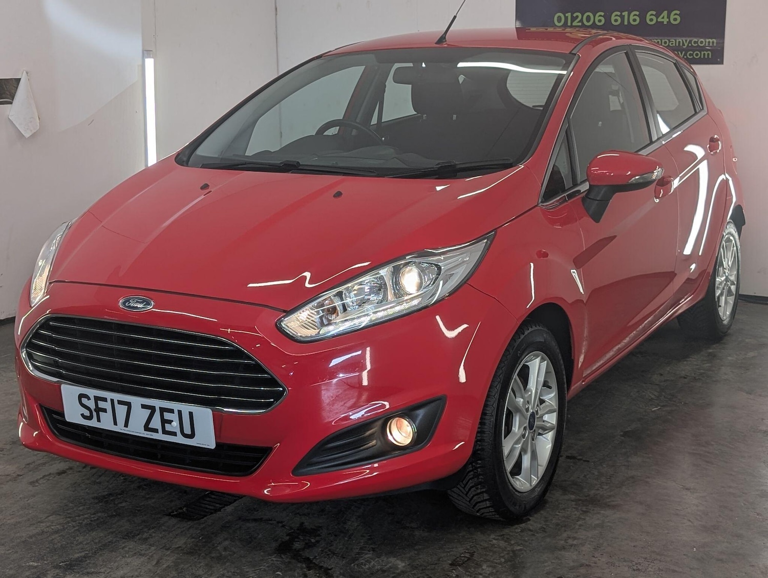 Used Ford Fiesta 2017 for sale - 76060952: Photo 1