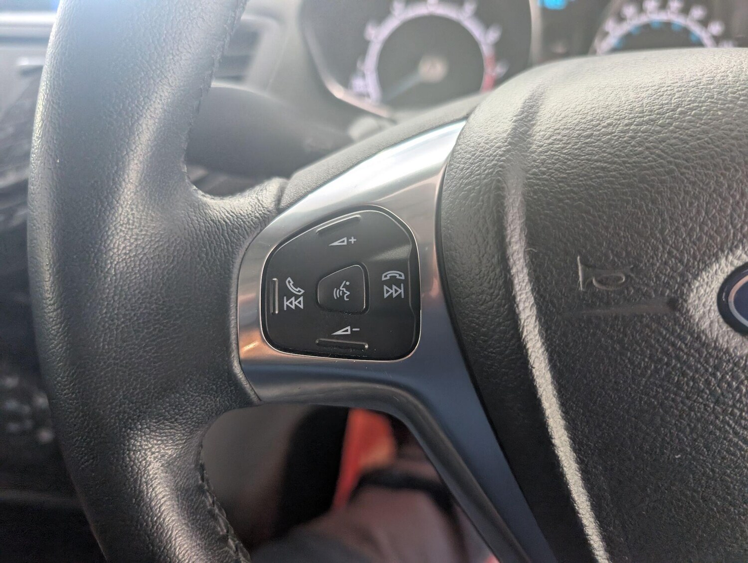 Used Ford Fiesta 2017 for sale - 76060952: Photo 37
