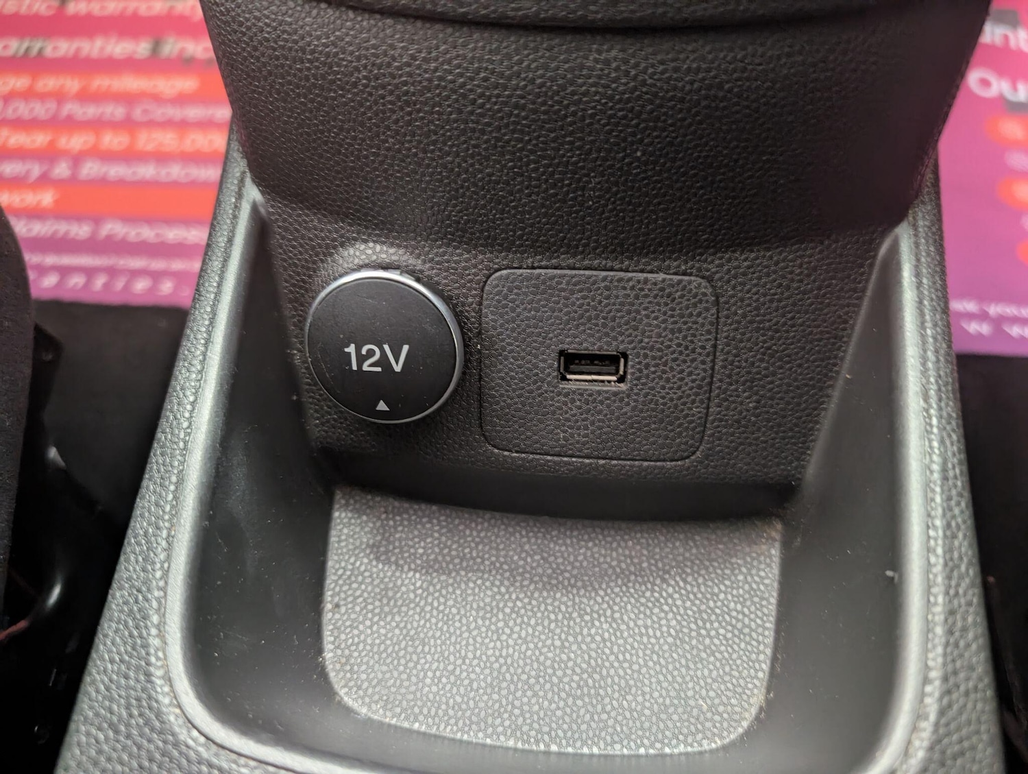 Used Ford Fiesta 2017 for sale - 76060952: Photo 40