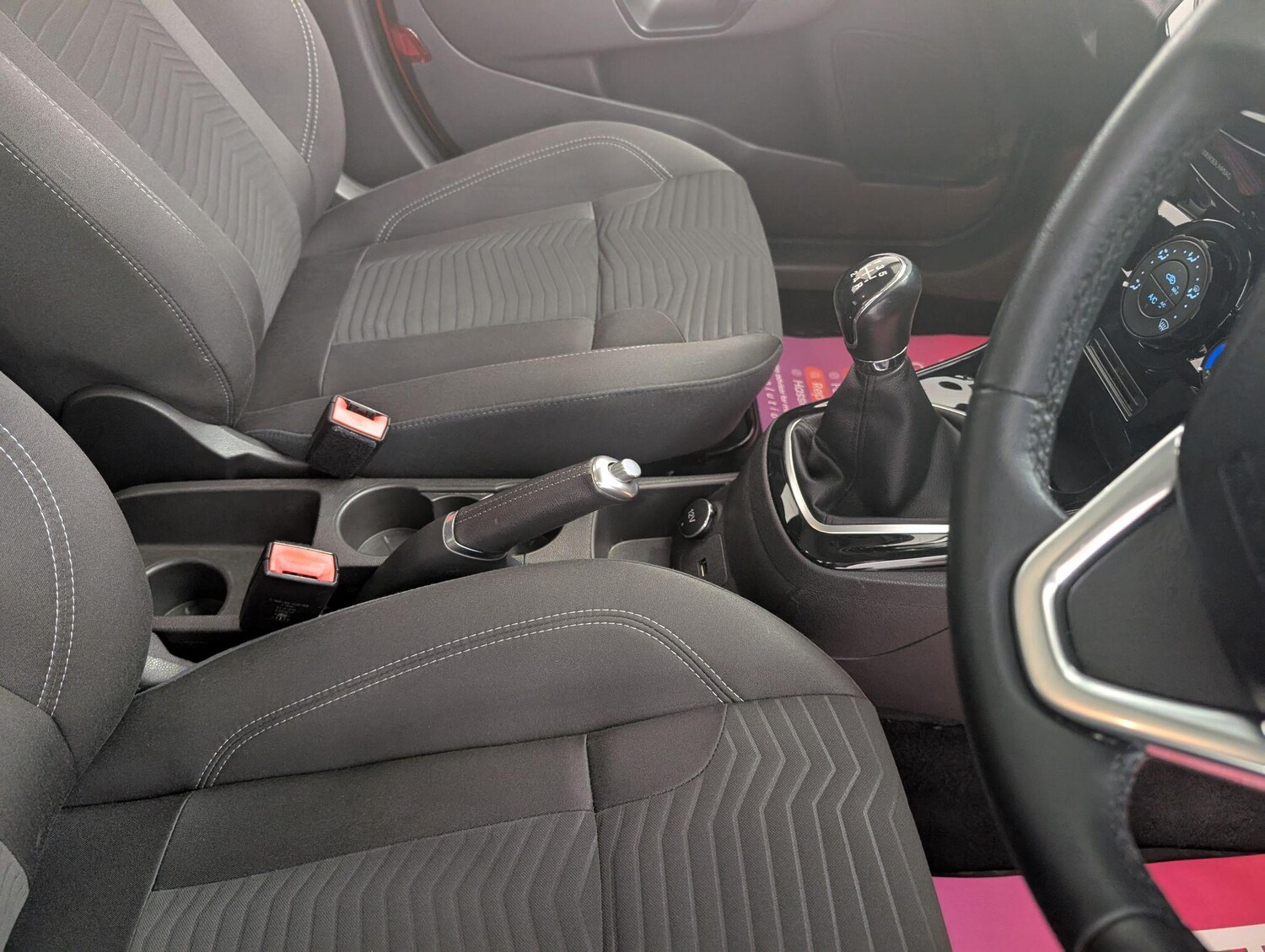Used Ford Fiesta 2017 for sale - 76060952: Photo 62