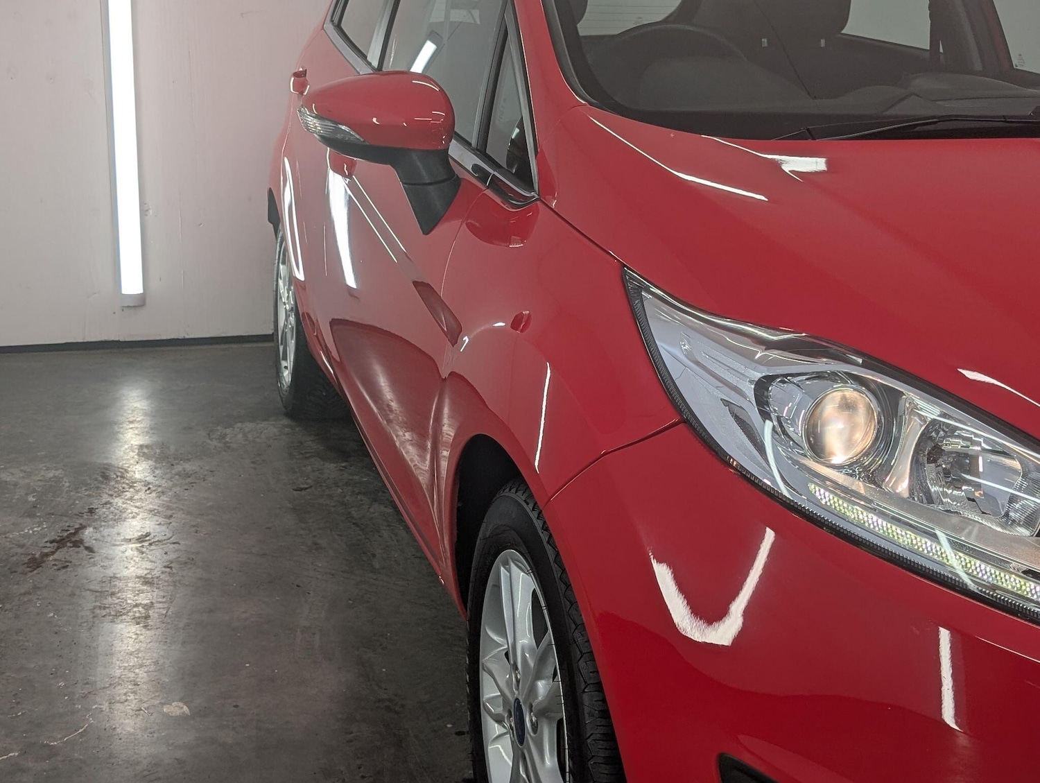 Used Ford Fiesta 2017 for sale - 76060952: Photo 9