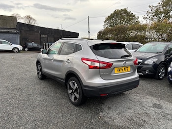 Used Nissan Qashqai 2015 for sale - 76433405: Photo