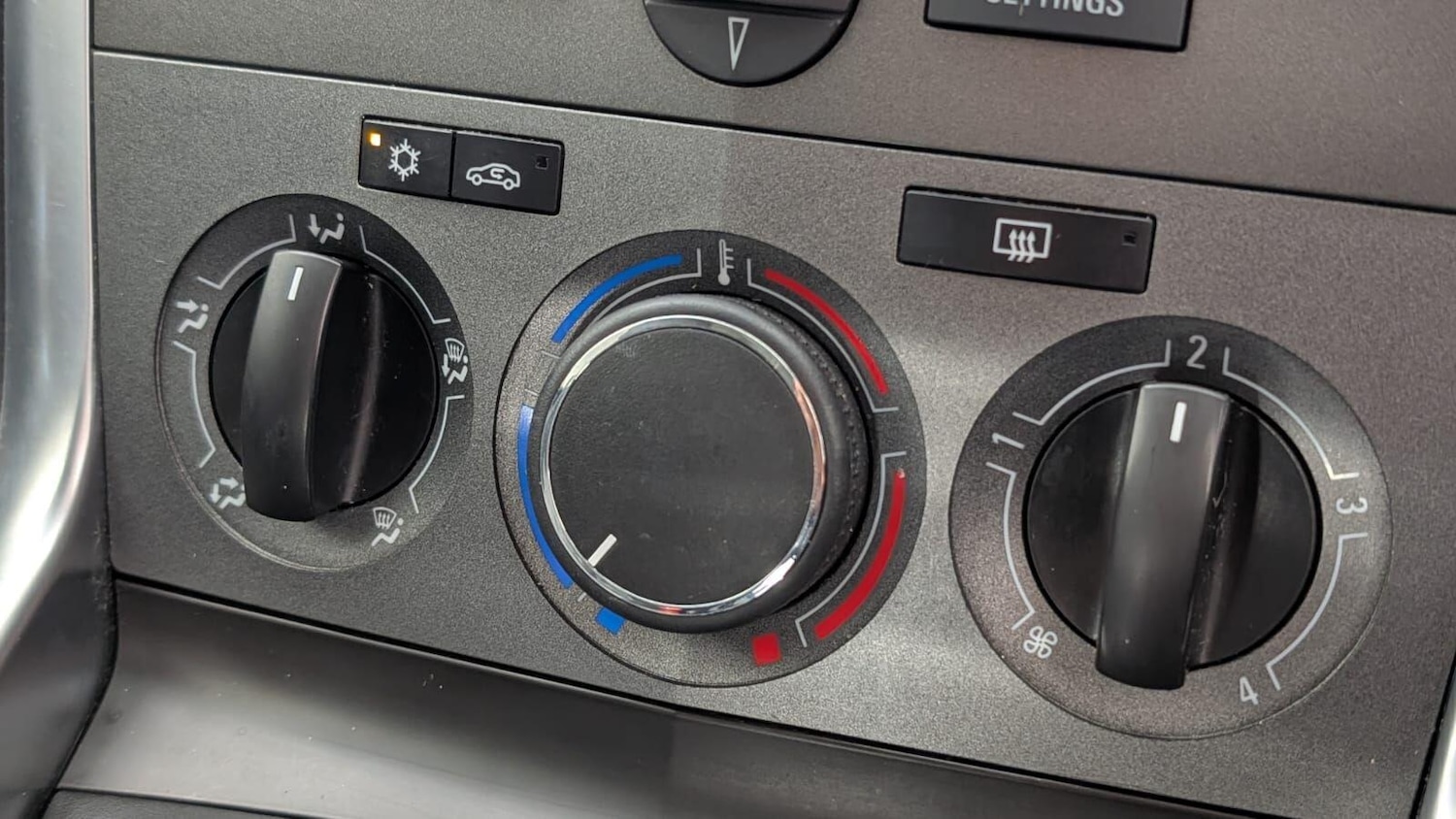 Used Vauxhall Antara 2013 for sale - 77737044: Photo 39