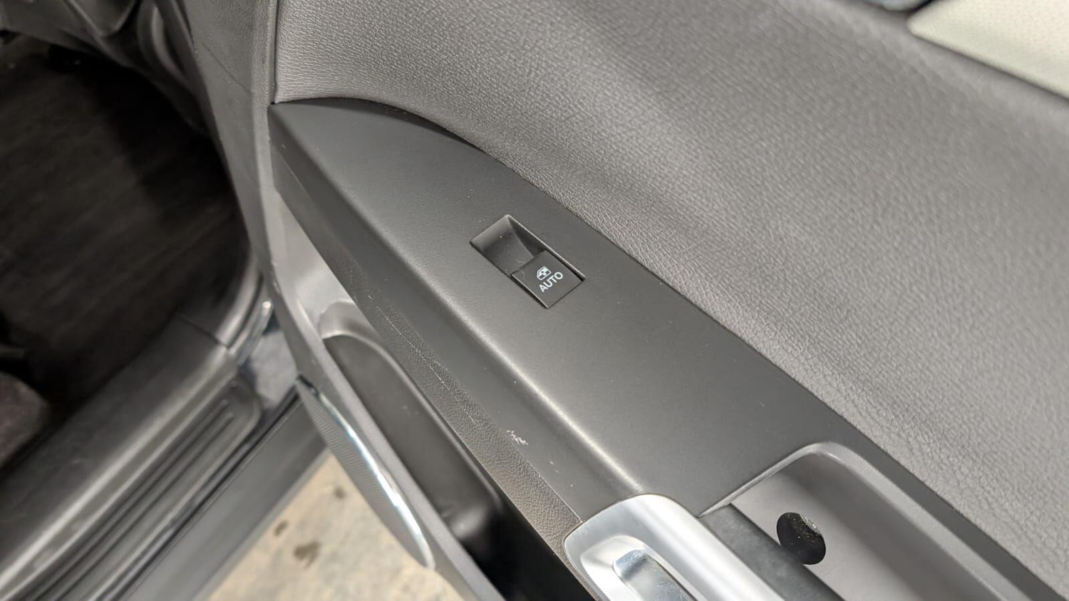 Used Vauxhall Antara 2013 for sale - 77737044: Photo 46