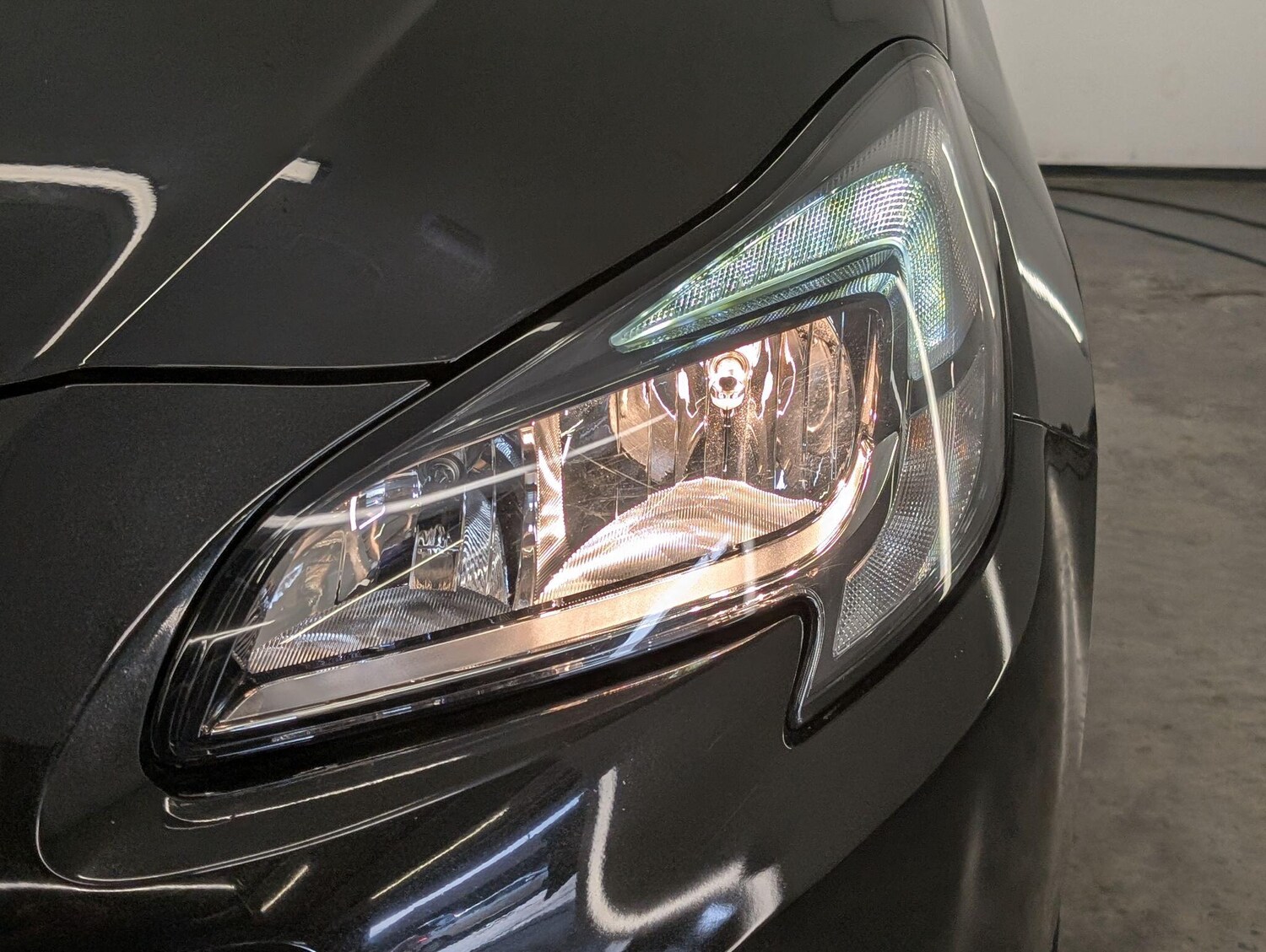 Used Vauxhall Corsa for sale - 76108722: Photo 23