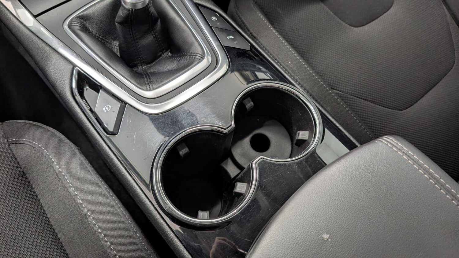 Used Ford S-Max 2016 for sale - 77586154: Photo 24