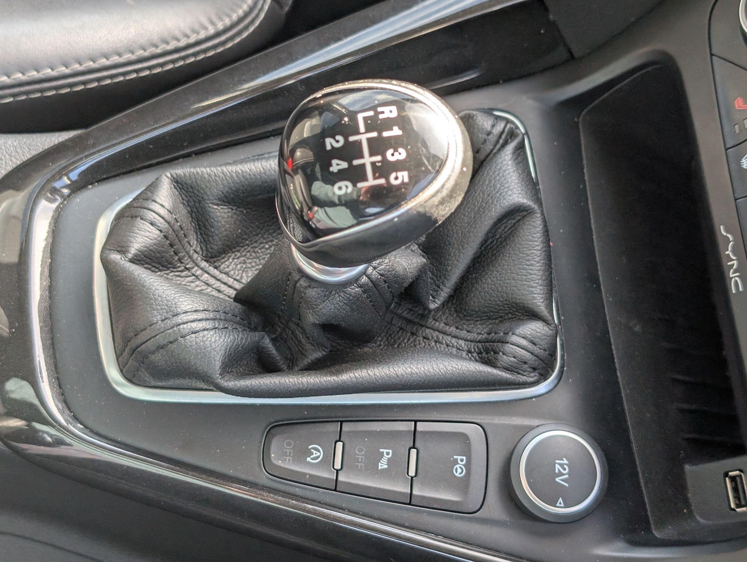 Used Ford Focus 2015 for sale - 77924850: Photo 11