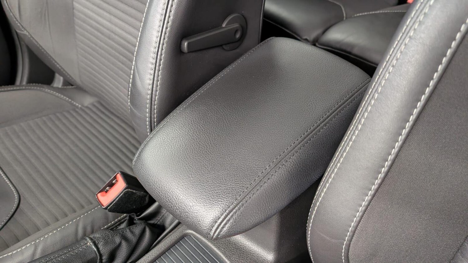 Used Ford Focus 2015 for sale - 76865269: Photo 40