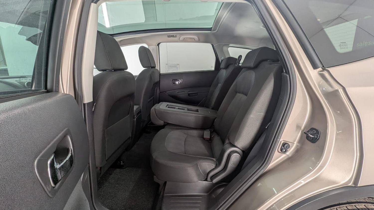 Used Nissan Qashqai+2 2010 for sale - 78046901: Photo 37