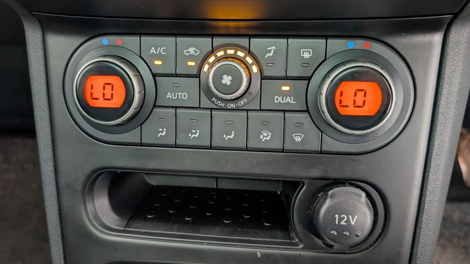 Used Nissan Qashqai+2 2010 for sale - 78046901: Photo 50