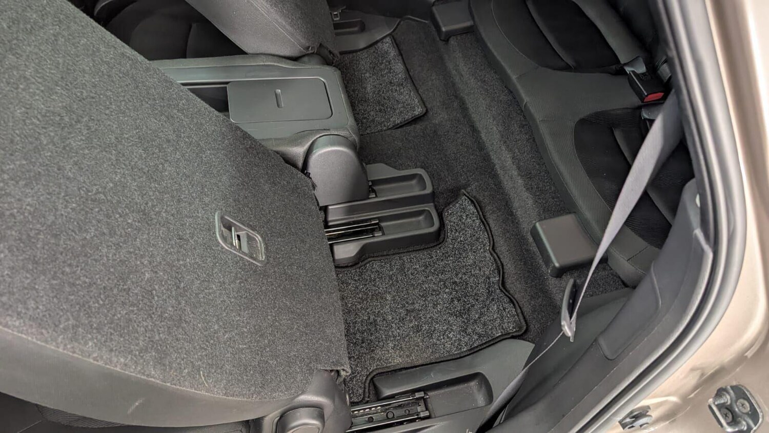 Used Nissan Qashqai+2 2010 for sale - 78046901: Photo 89