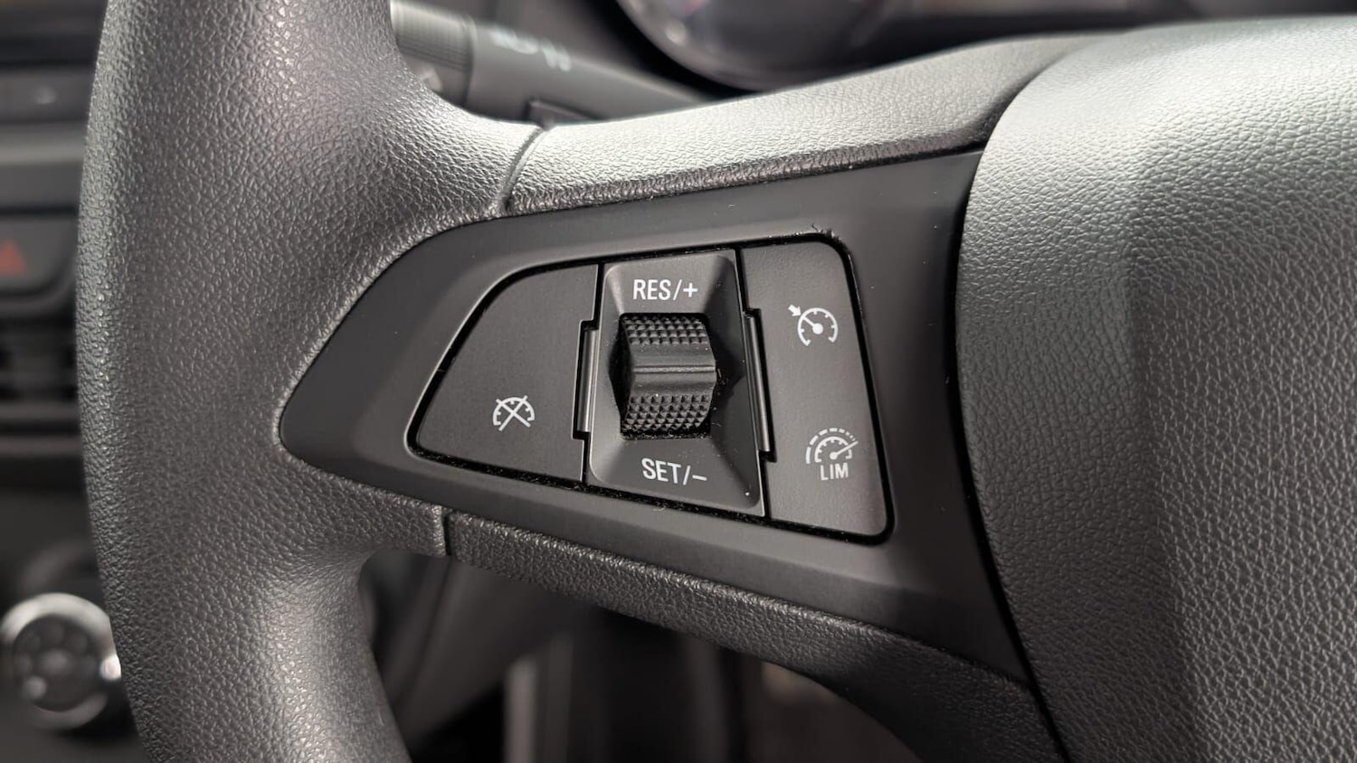 Used Vauxhall Viva 2017 for sale - 78034183: Photo 45