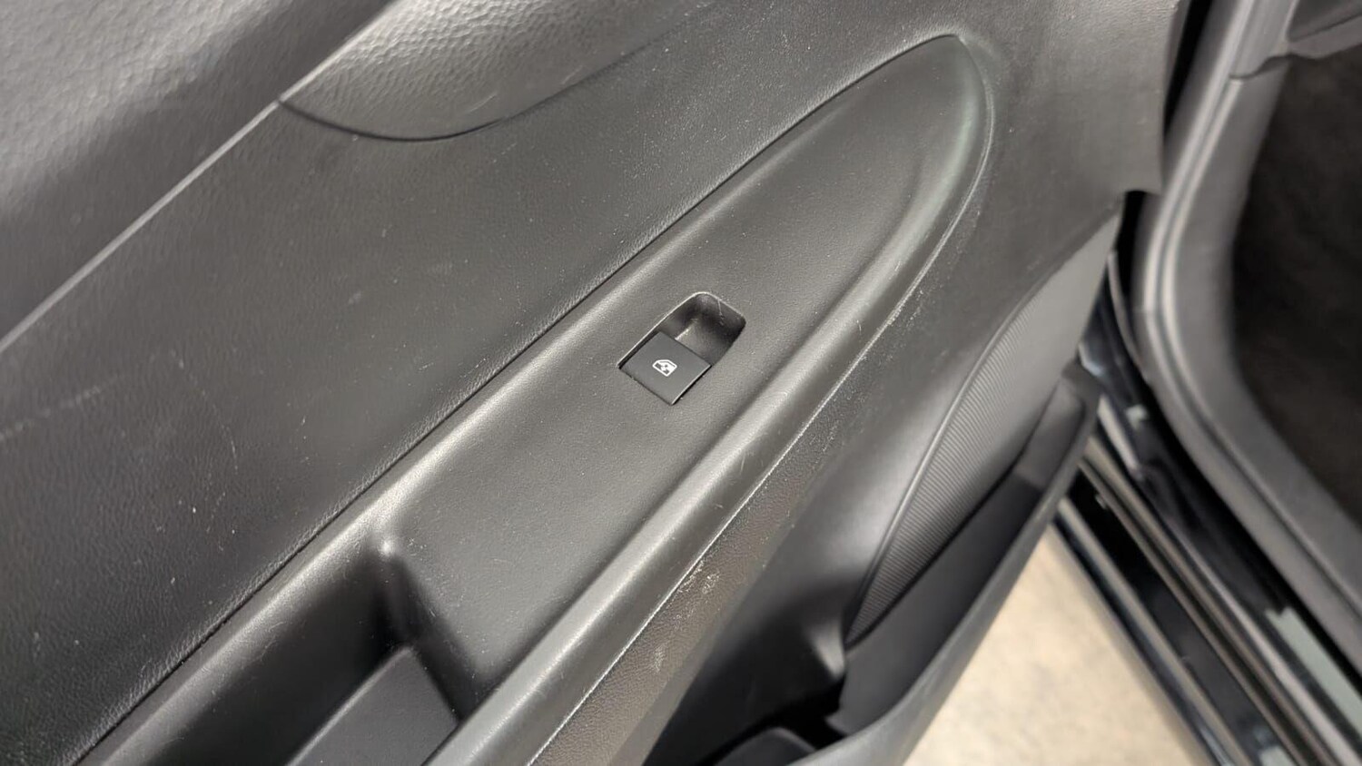 Used Vauxhall Viva 2017 for sale - 78034183: Photo 54