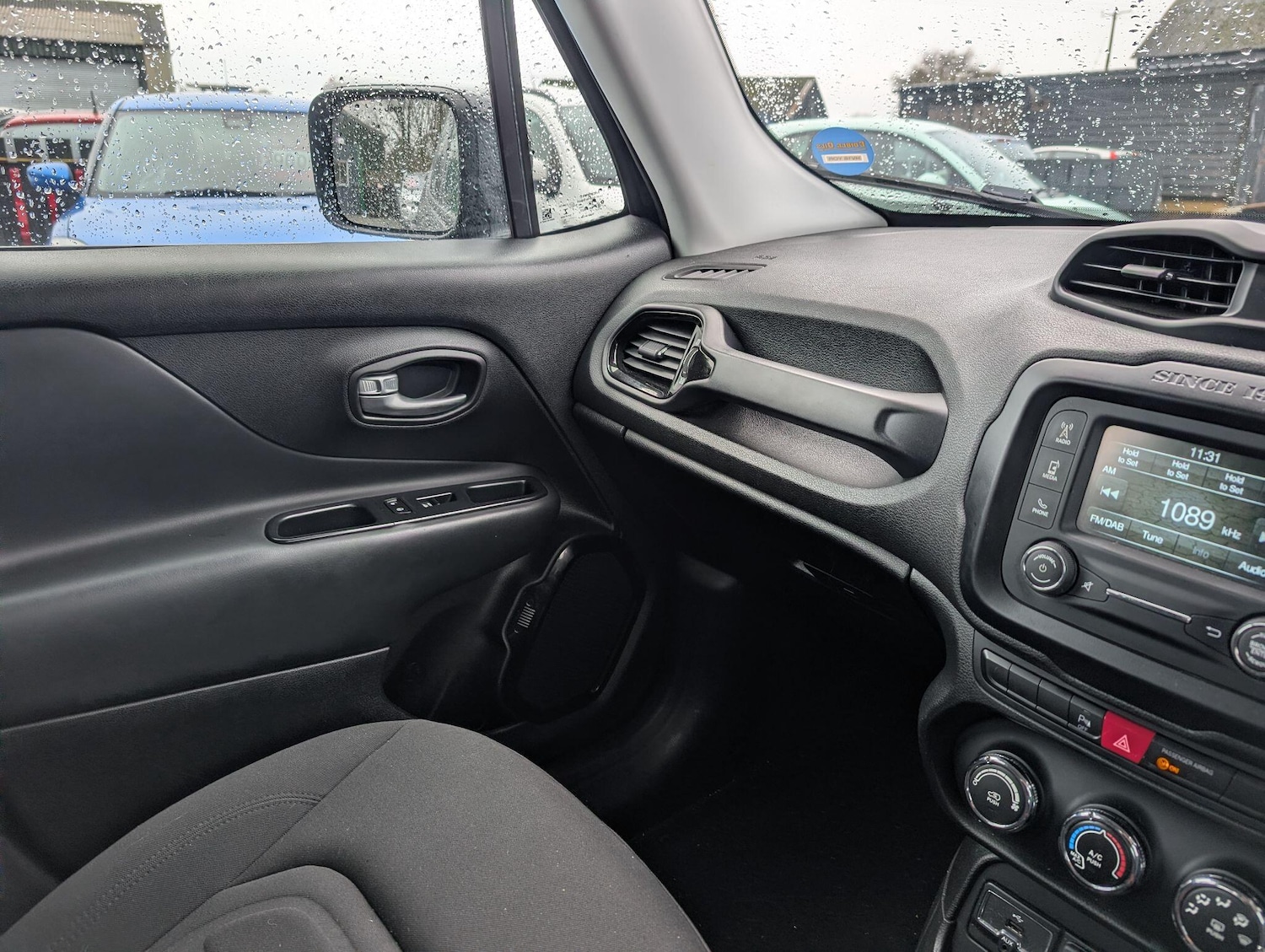 Used Jeep Renegade 2016 for sale - 77892667: Photo 33