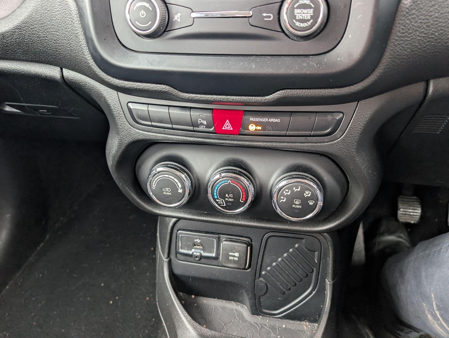 Used Jeep Renegade 2016 for sale - 77892667: Photo 39