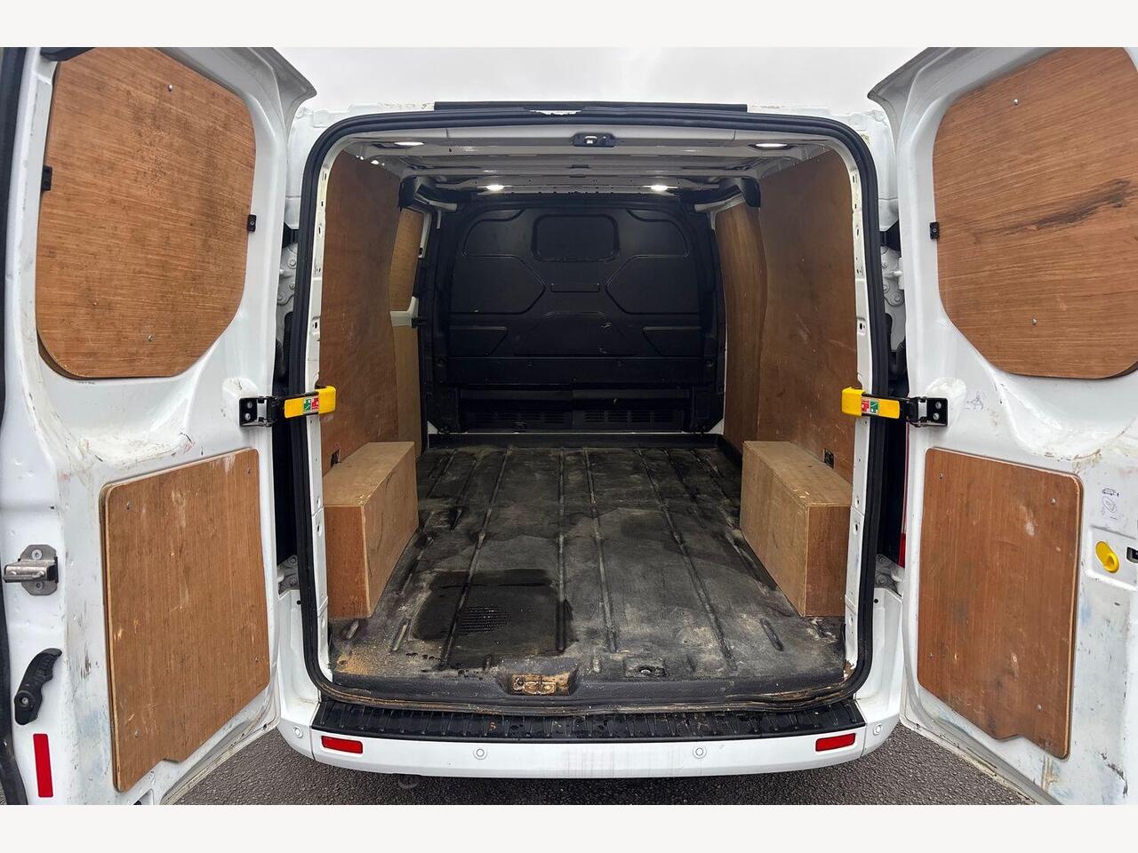 Used Ford Transit Custom 2021 for sale - 77673325: Photo 2