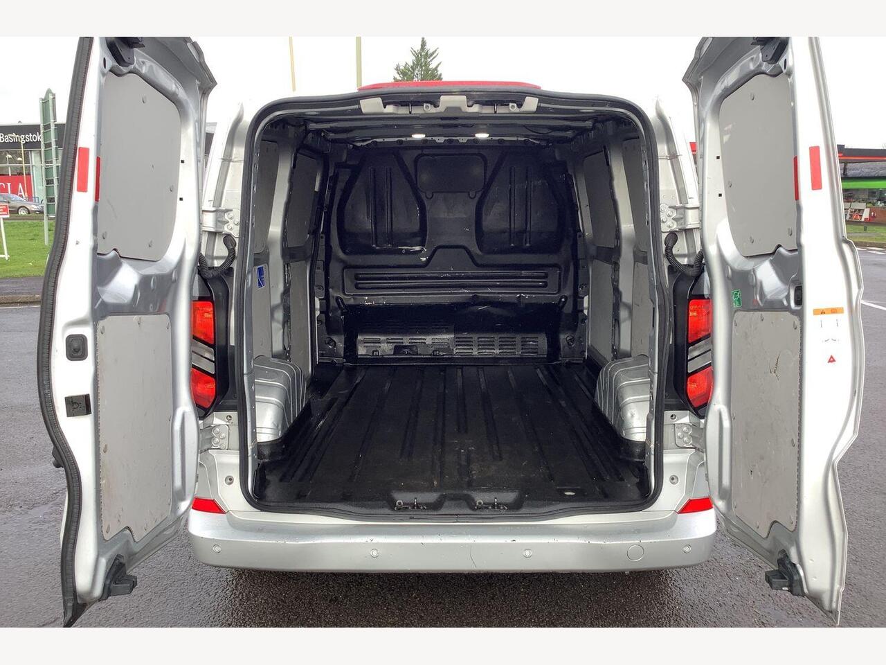 Used Ford Transit Custom 2024 for sale - 77470642: Photo 2