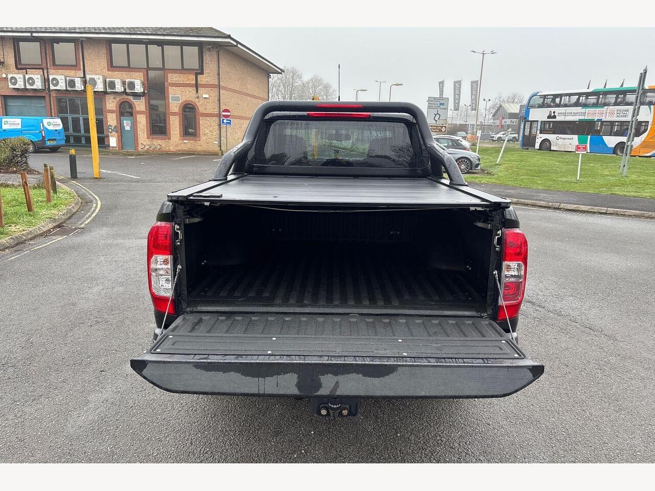 Used Nissan Navara 2020 for sale - 77841183: Photo 2