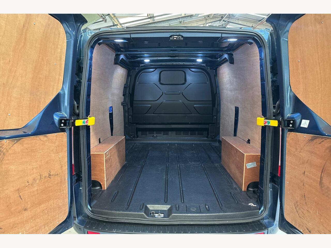 Used Ford Transit Custom 2021 for sale - 78213839: Photo 2