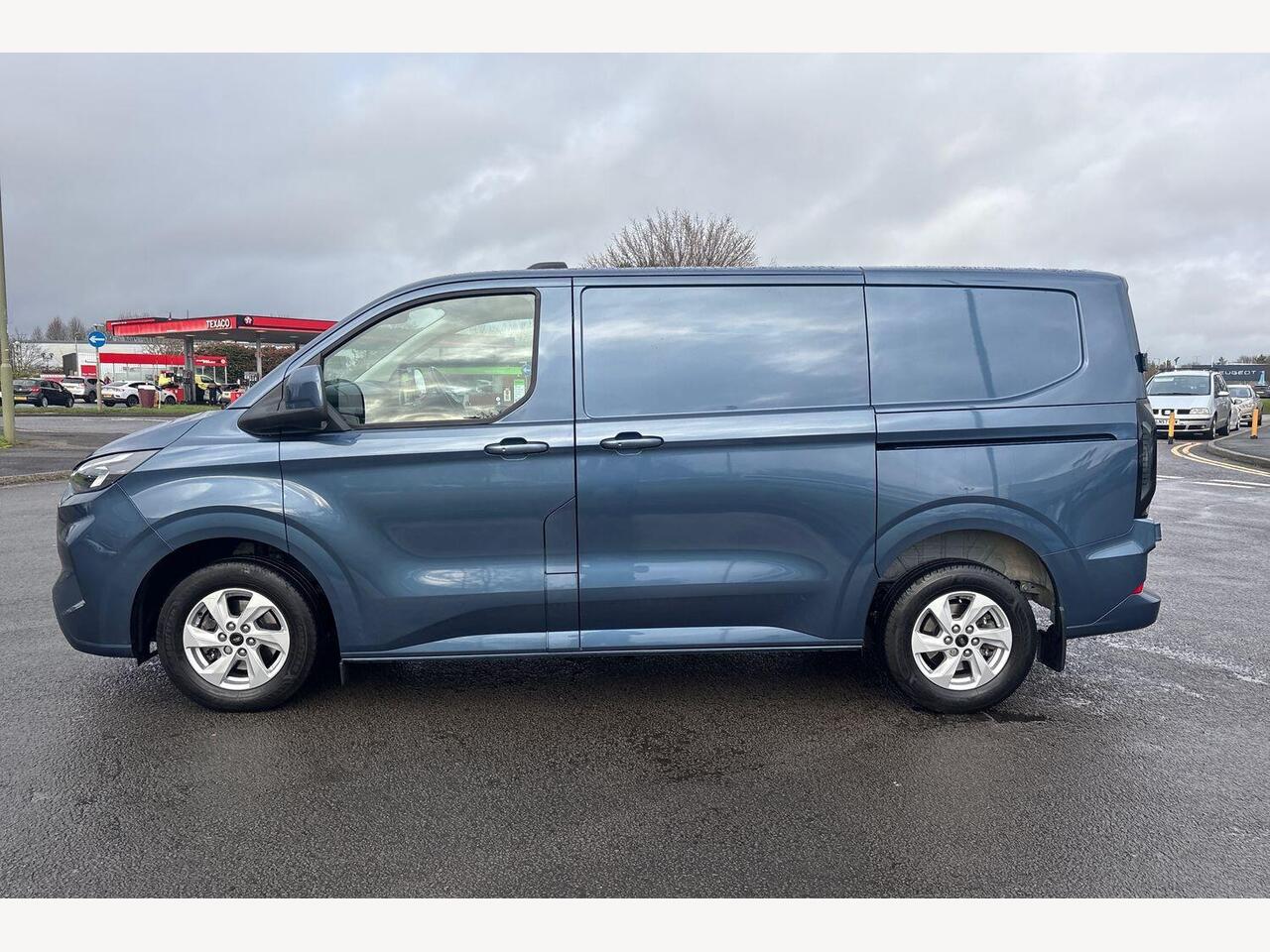 Used Ford Transit Custom 2023 for sale - 76927672: Photo 10