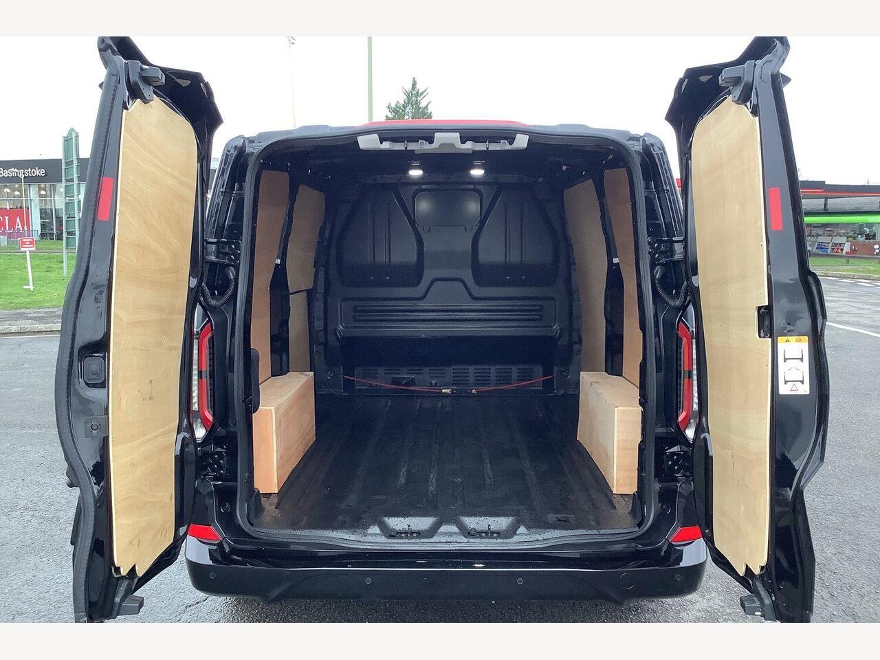 Used Ford Transit Custom 2025 for sale - 77551955: Photo 2