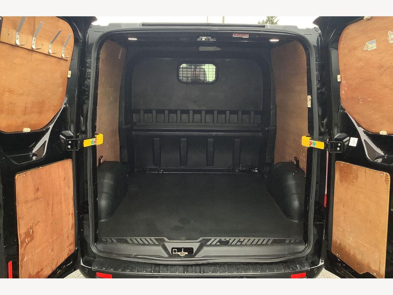 Used Ford Transit Custom 2019 for sale - 76673717: Photo 2