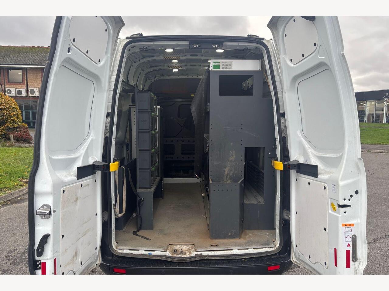 Used Ford Transit Custom 2019 for sale - 76673813: Photo 2