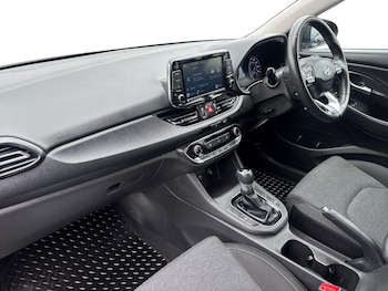 Used Hyundai i30 2023 for sale - 79592237: Photo