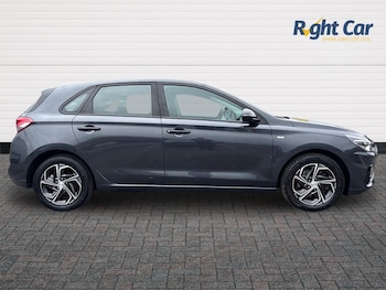 Used Hyundai i30 2023 for sale - 79592237: Photo