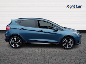 Used Ford Fiesta 2024 for sale - 76552098: Photo