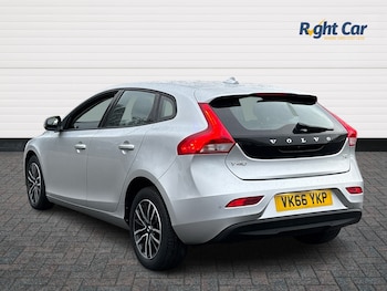 Used Volvo V40 2016 for sale - 77552463: Photo