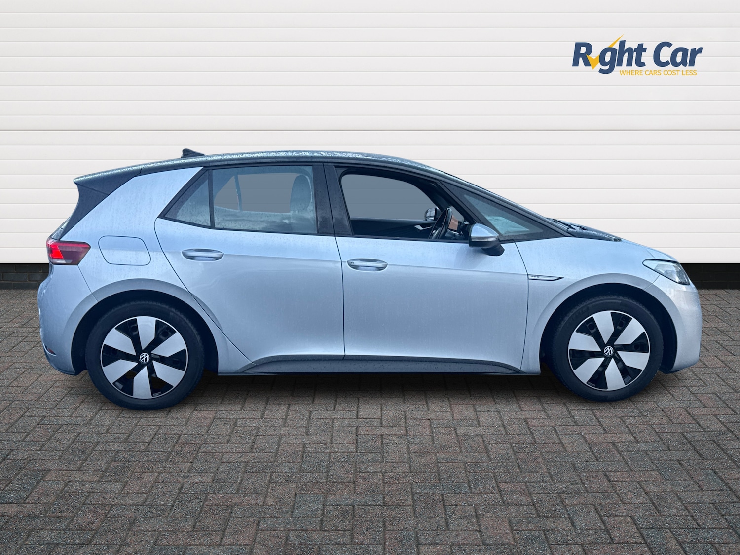 Used Volkswagen ID.3 2021 for sale - 76434490: Photo 4