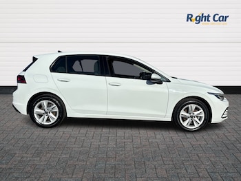 Used Volkswagen Golf 2023 for sale - 77740135: Photo