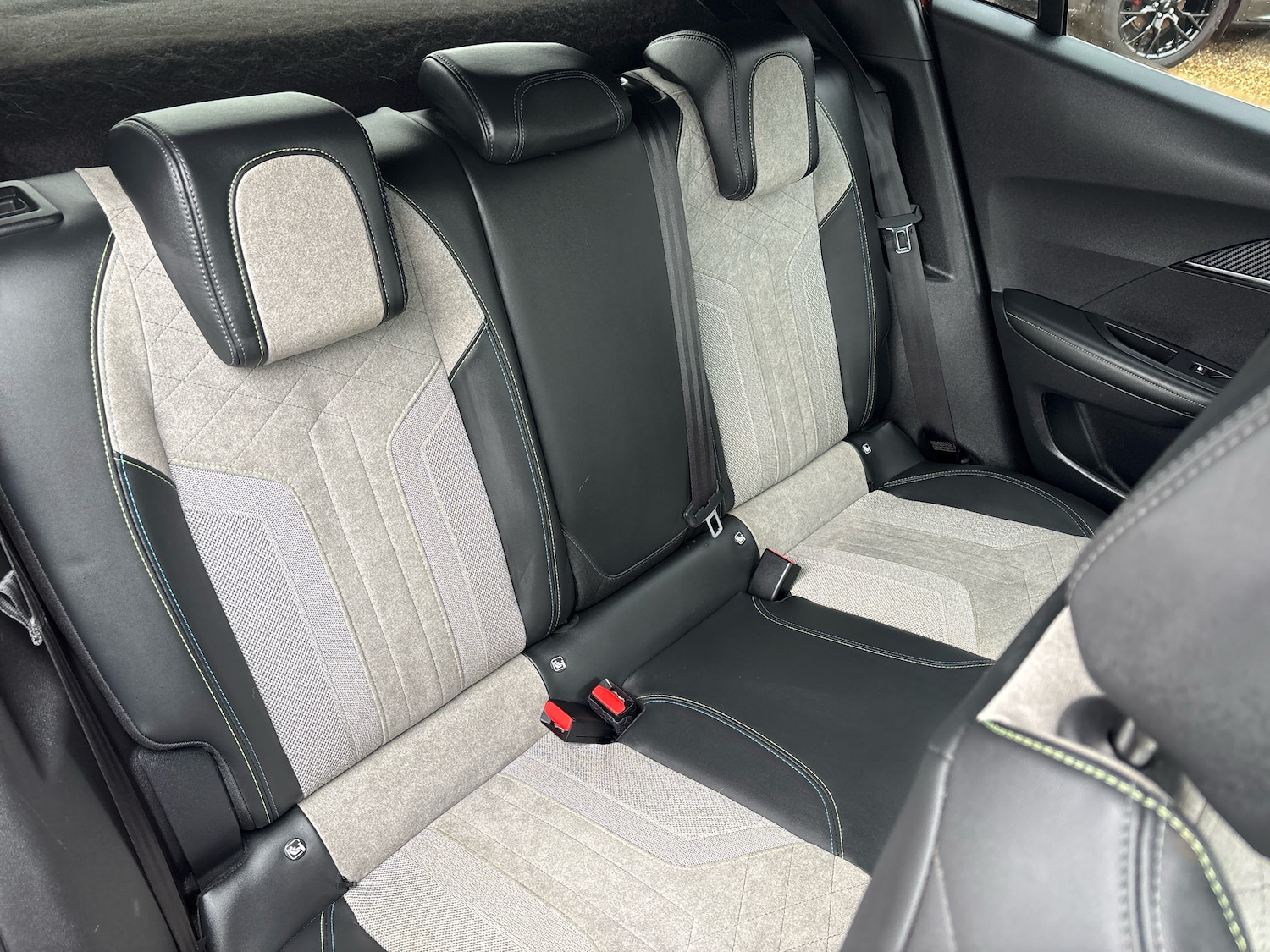 Used Peugeot 2008 2020 for sale - 76328504: Photo 10