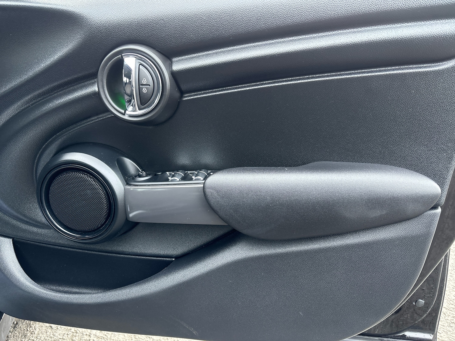 Used MINI Hatch 2020 for sale - 76328503: Photo 11