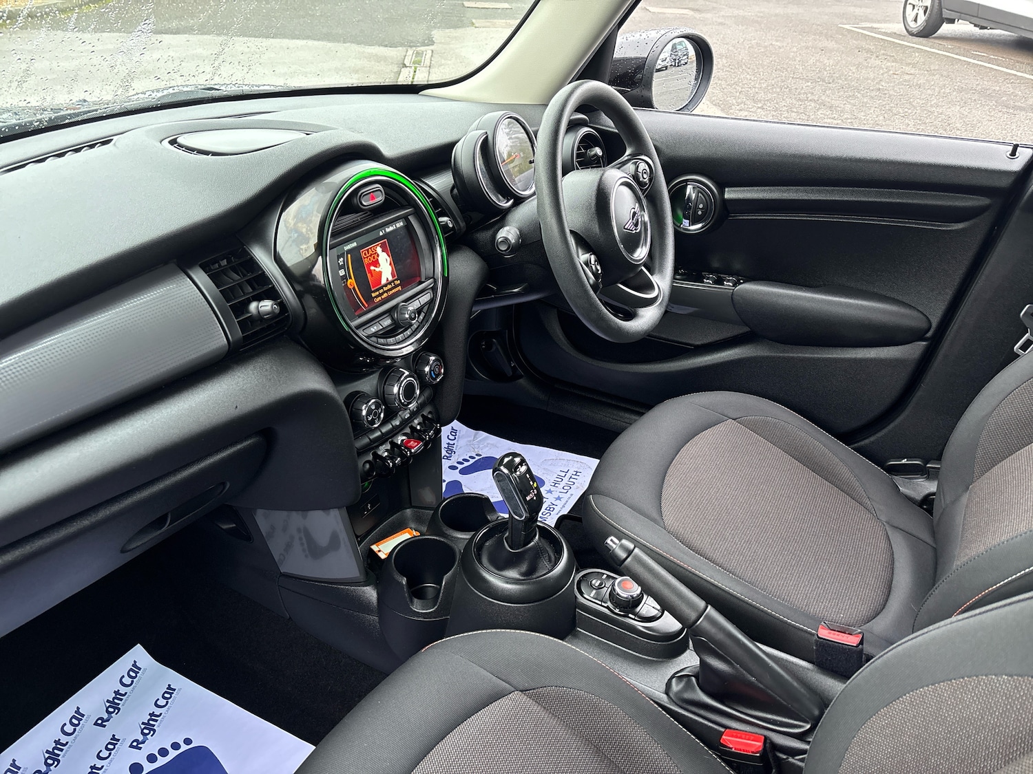 Used MINI Hatch 2020 for sale - 76328503: Photo 2