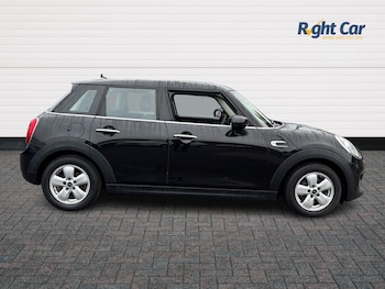Used MINI Hatch 2020 for sale - 76328503: Photo