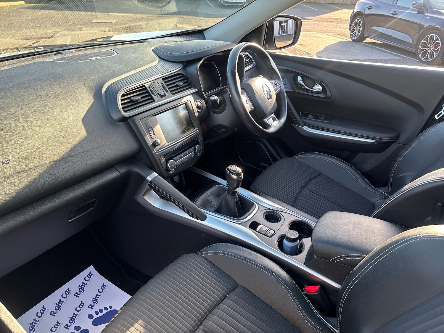 Used Renault Kadjar 2017 for sale - 77755760: Photo 2