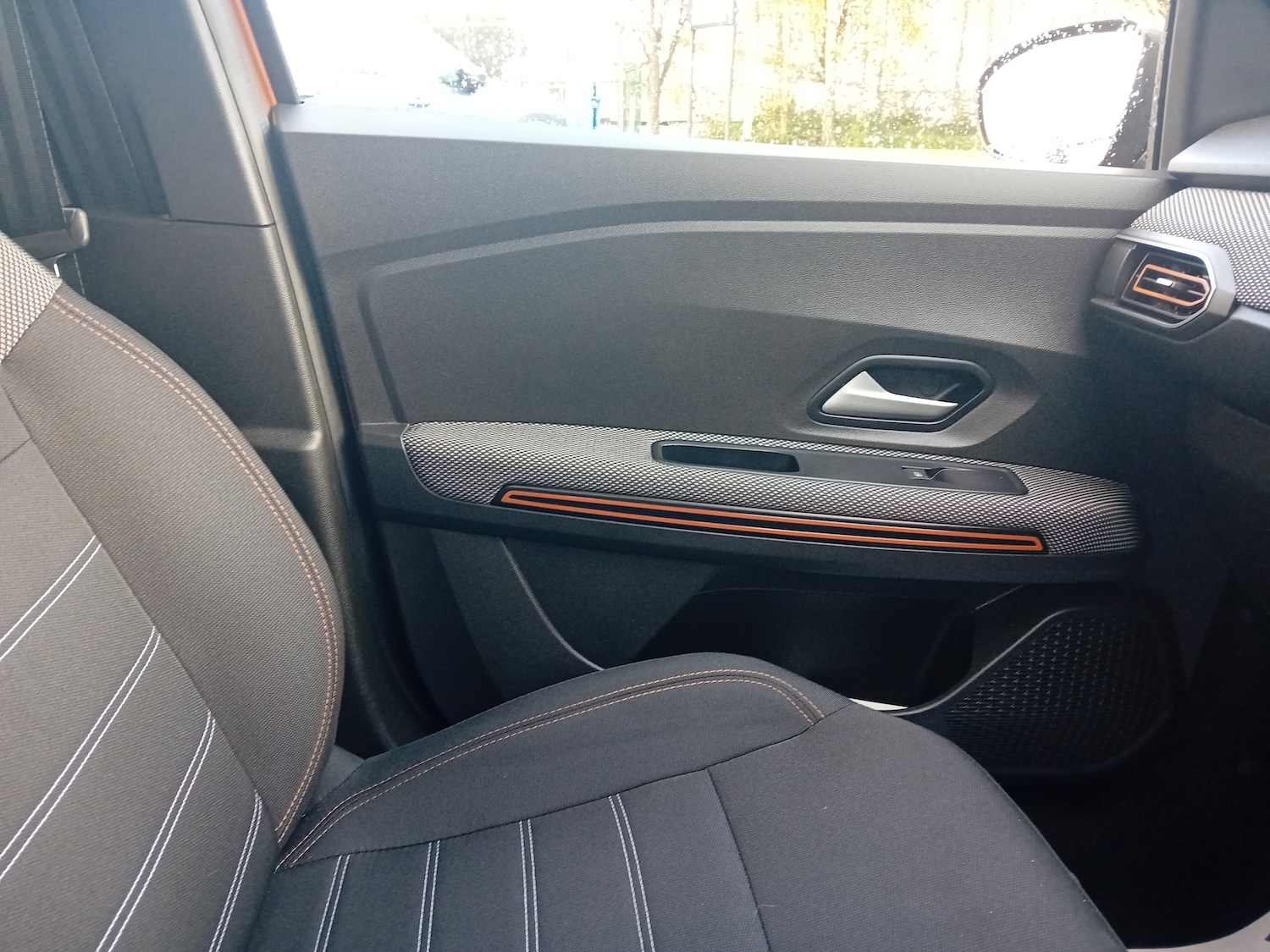 Used Dacia Sandero Stepway 2023 for sale - 76635788: Photo 11