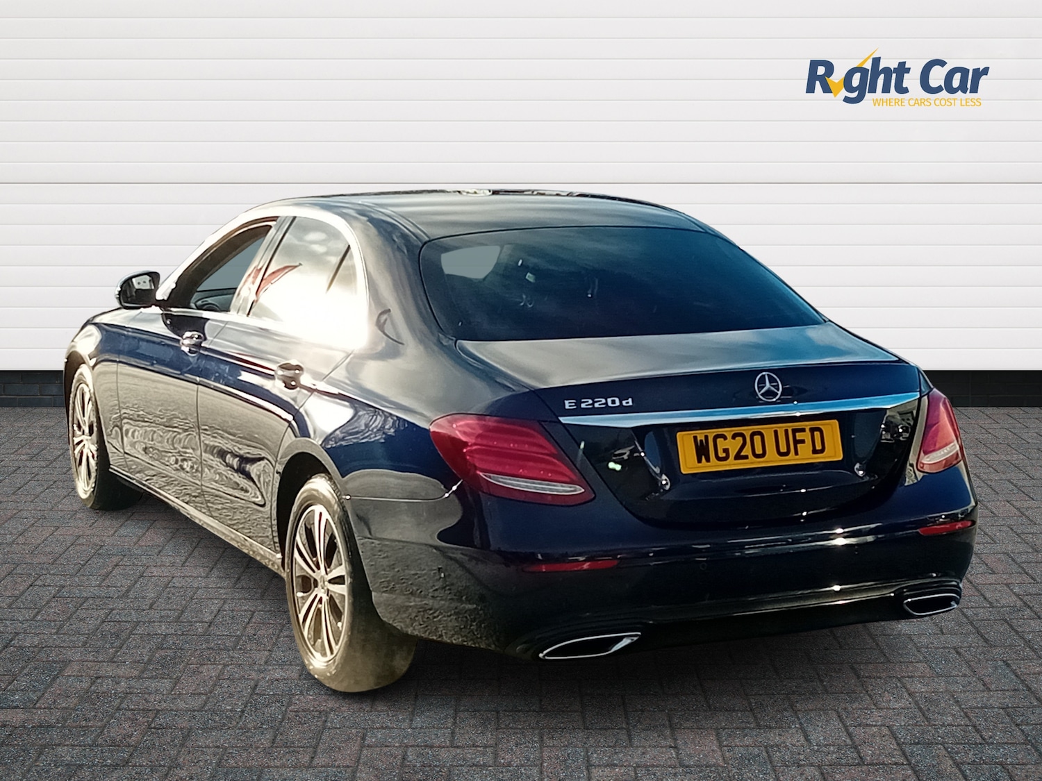 Used Mercedes-Benz E Class 2020 for sale - 77164229: Photo 3