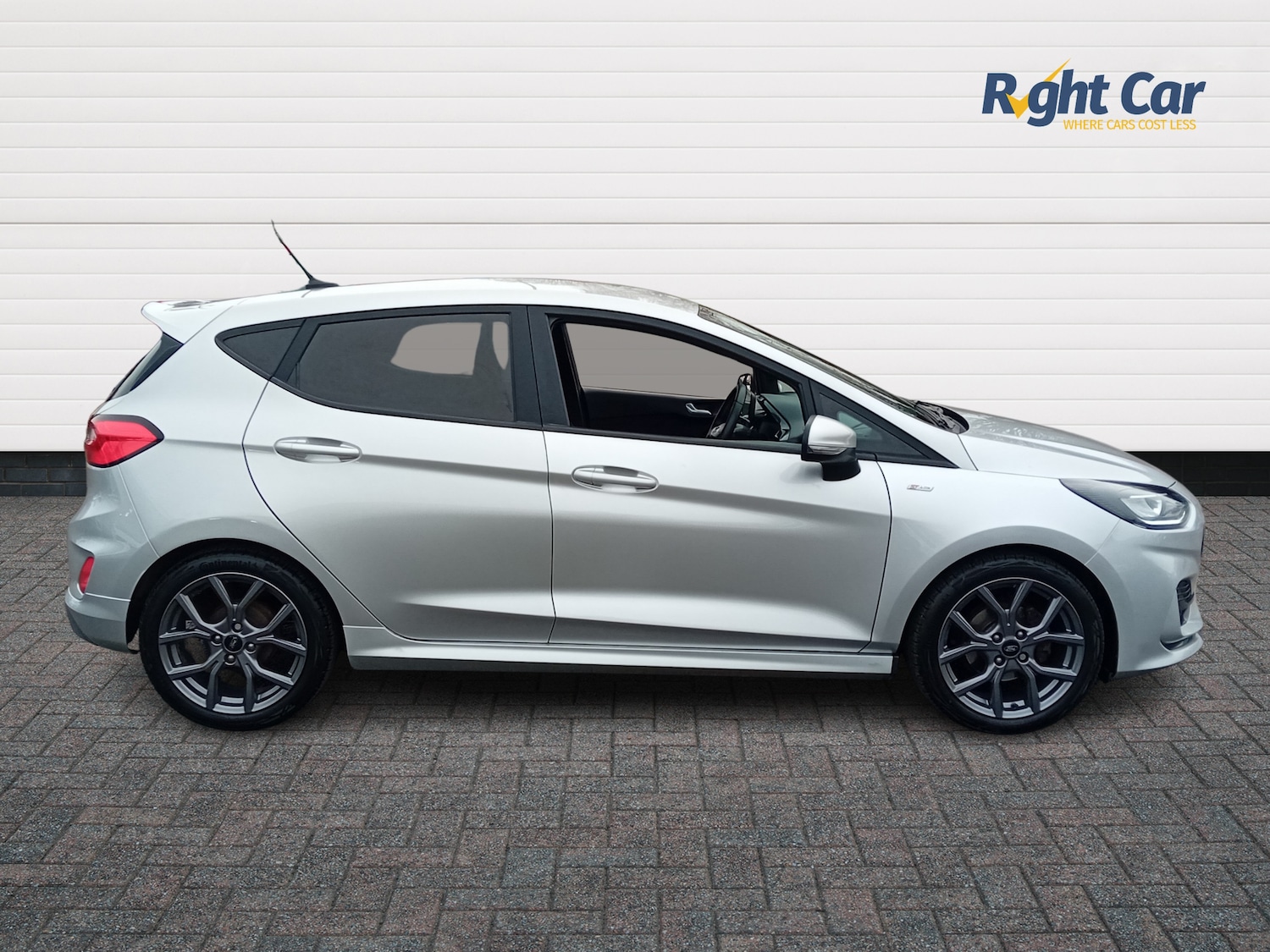 Used Ford Fiesta 2023 for sale - 76977946: Photo 4