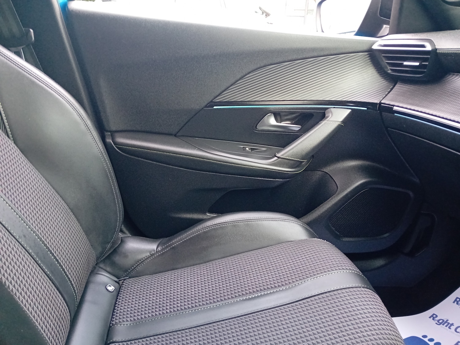 Used Peugeot 2008 2023 for sale - 77552468: Photo 11